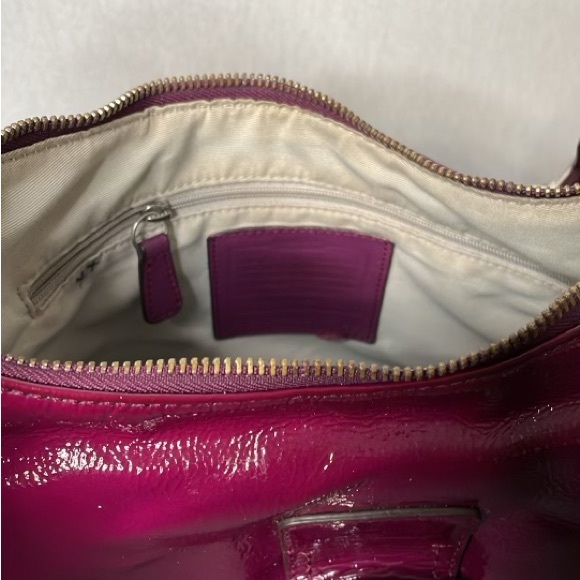 Coach shoulder or crossbody bag - Picture 10 of 14